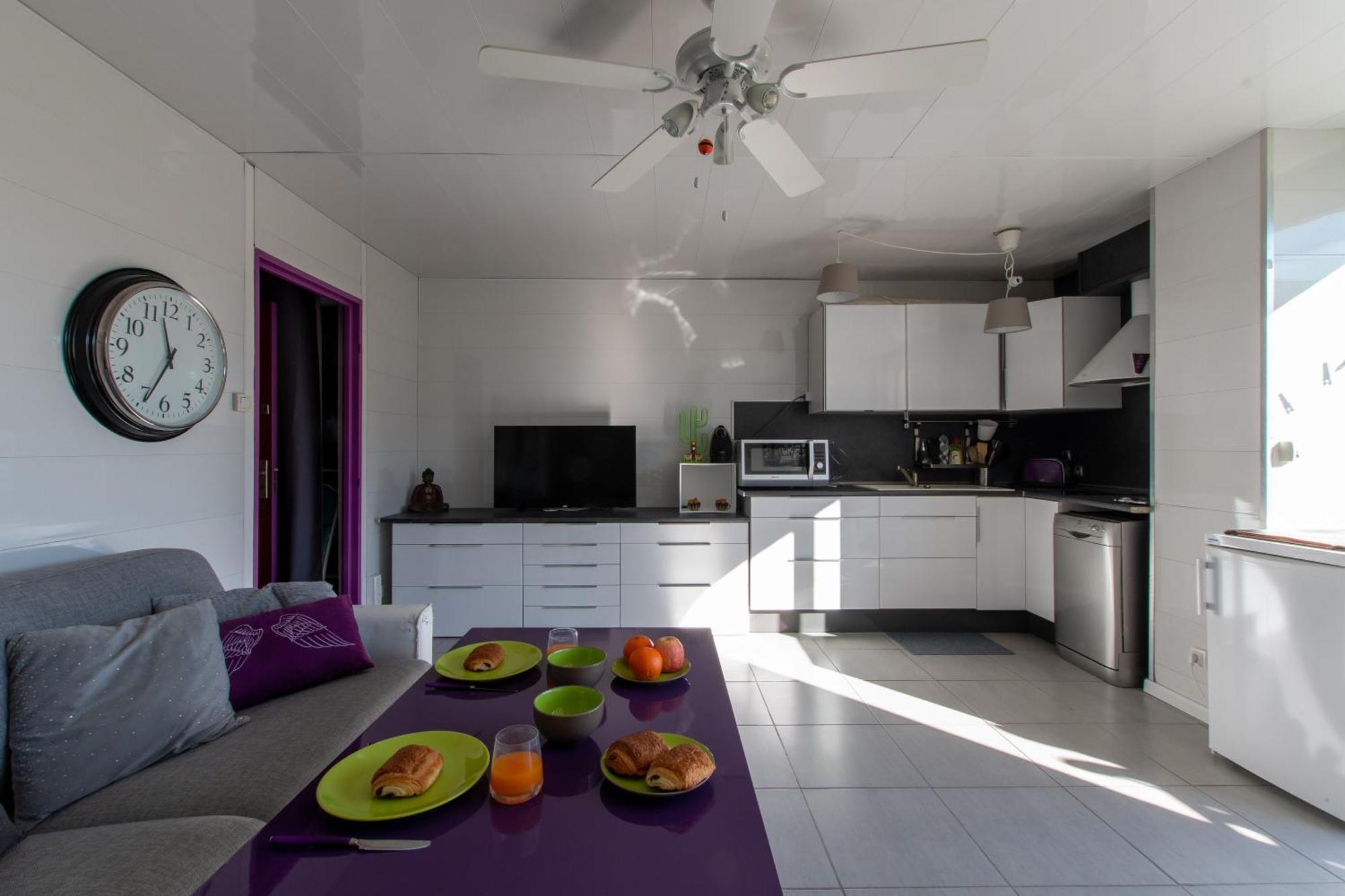 La Perle Marine * Plage A 15 Min * Parking Prive * Literie Confortable ลา กร็องเดอ-ม็อต ภายนอก รูปภาพ